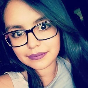 Meet your Posher, Daniella